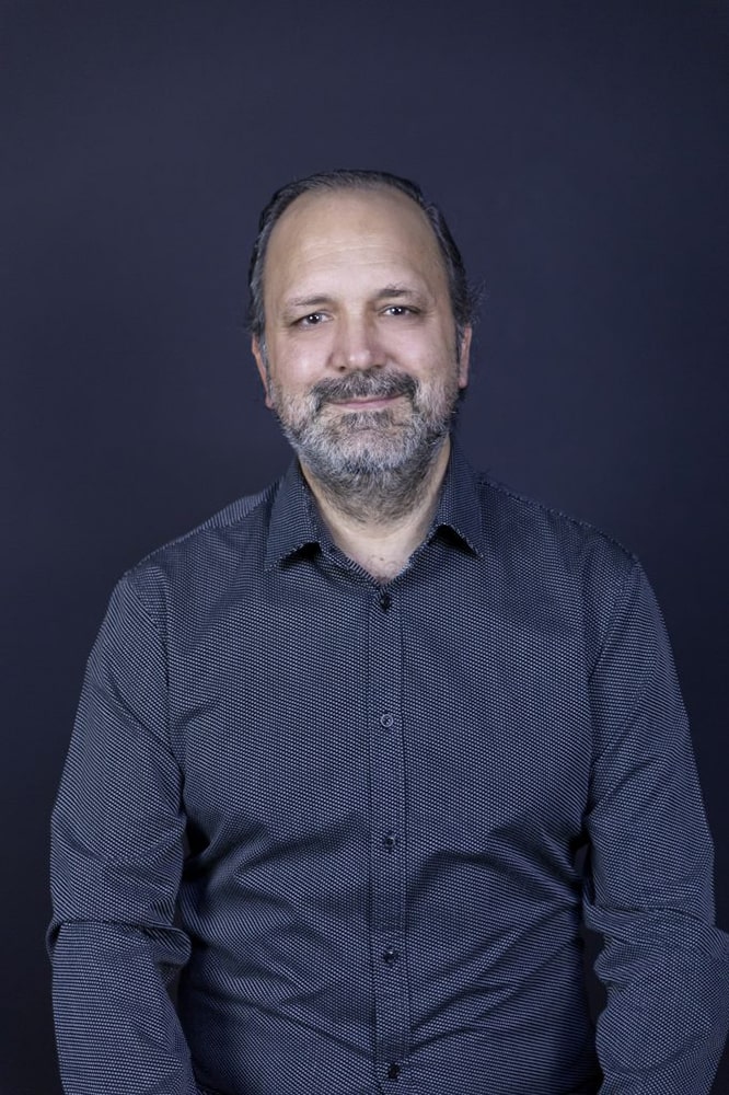 Эмрах Колукиса